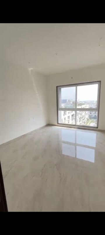 Room in 3.5 BHK Apartment at Shubh Nirvana, Viman Nagar – for Rent