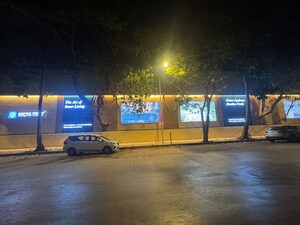 Parking in 3 BHK Apartment at Lokhandwala Complex – for Sale