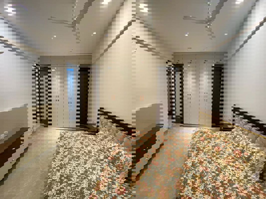 4 BHK 1932 Sq.Ft. Apartment in Raj Grandeur