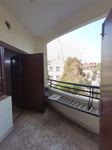 Bedroom in 2 BHK Builder Floor at RWA Apartments Sector 40, Sector 40 – for Rent