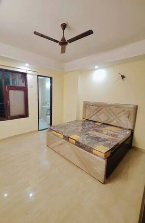 2 BHK Apartment For Rent in Gaur Yamuna City, Gaur Yamuna City
