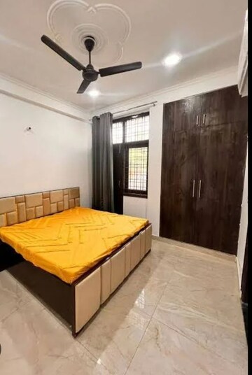 2 BHK Apartment For Rent in Gaur Yamuna City, Gaur Yamuna City