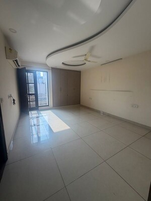 Building Lobby in 2 BHK Builder Floor at Shivaji Nagar – for Rent