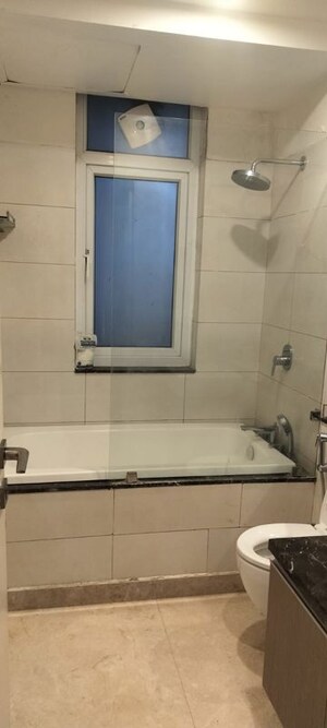 Bathroom in 3.5 BHK Apartment at DLF The Ultima, Sector 81 – for Rent