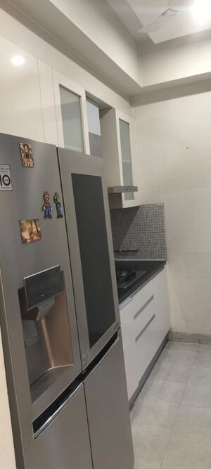 Furnished Amenities in 3.5 BHK Apartment at DLF The Ultima, Sector 81 – for Rent