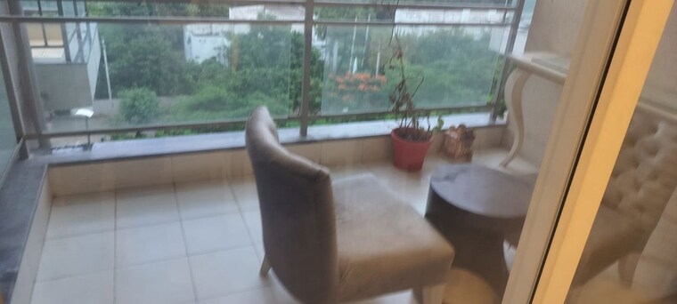 Swimming Pool, dlf-the-ultima 3.5 Bedroom 2132 Sq.Ft. Apartment In Sector 81 Gurgaon 10002663