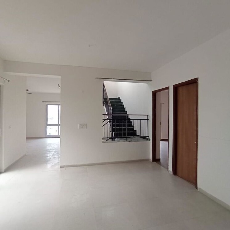 Room, vatika-signature-villas 4 Bedroom 360 Sq.Ft. Villa In Sector 82 Gurgaon 9989581