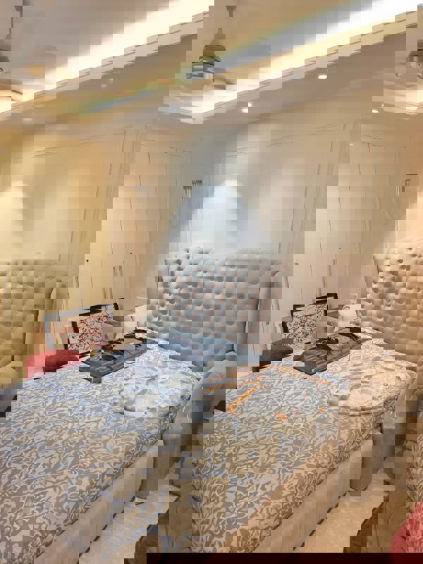 3 BHK Builder Floor For Sale in Defence Colony