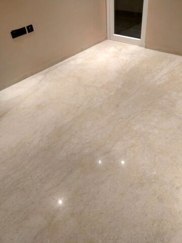 Room in 3 BHK Builder Floor at Gole Market – for Sale