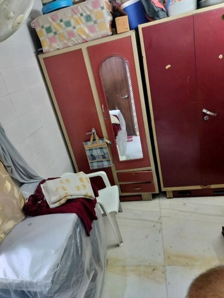 undefined, kalkaji 3 Bedroom 110 Sq.Yd. Builder Floor In Kalkaji Delhi 9541343