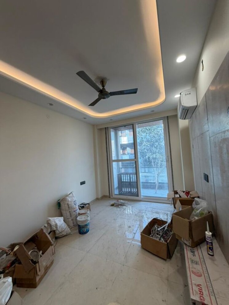 Living Room, sector 14 3 Bedroom 2200 Sq.Ft. Builder Floor In Sector 14 Gurgaon 10002672