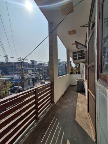 Balcony in 3 BHK Builder Floor at Sector 15 ii – for Rent
