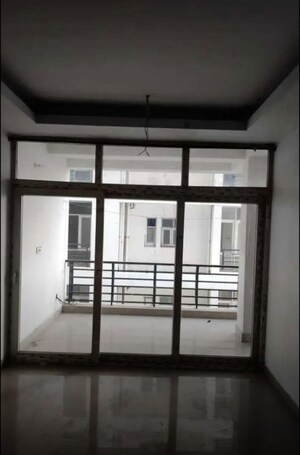 Room in 2 BHK Apartment at Amna Rolex Estate, Faizabad Road – for Rent
