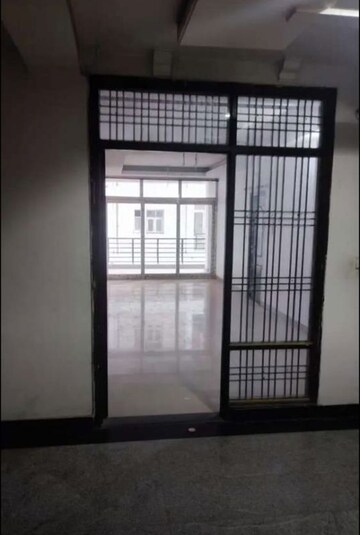 Room in 2 BHK Apartment at Amna Rolex Estate, Faizabad Road – for Rent