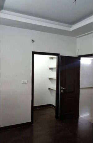 Room in 2 BHK Apartment at Amna Rolex Estate, Faizabad Road – for Rent