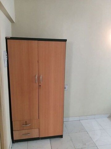 Room in 6 BHK Apartment at Amit Nandanvan, Pimple Nilakh – for Rent