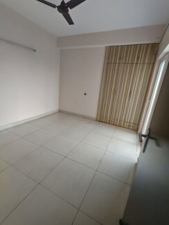 3 BHK + Pooja Room Apartment For Rent in Supertech Cape Town
