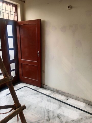 Room in 2 BHK Builder Floor at Huda – for Rent