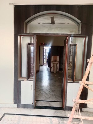 Room in 2 BHK Builder Floor at Huda – for Rent