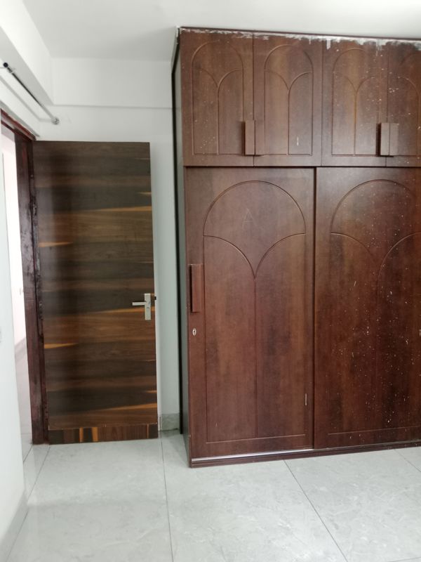 2 BHK + Pooja Room Apartment For Rent in Sector 40