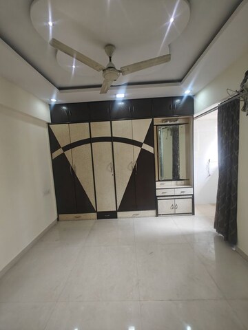 Room in 2 BHK Apartment at Badri Kedar Building, Seawoods Sector 40 – for Rent