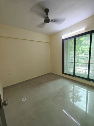 Room in 2 BHK Apartment at Sector 28 Nerul – for Rent