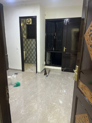 Bedroom in 1 RK Apartment at Kalkaji – for Rent