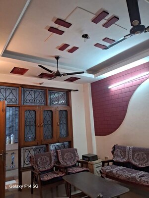 Living Room in 1 BHK Builder Floor at Shanti Plaza Vaishali, Vaishali Sector 4 – for Rent