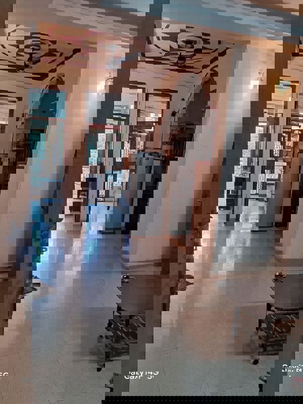 1 BHK + Extra Room 500 Sq.Ft. Builder Floor in Shanti Plaza Vaishali