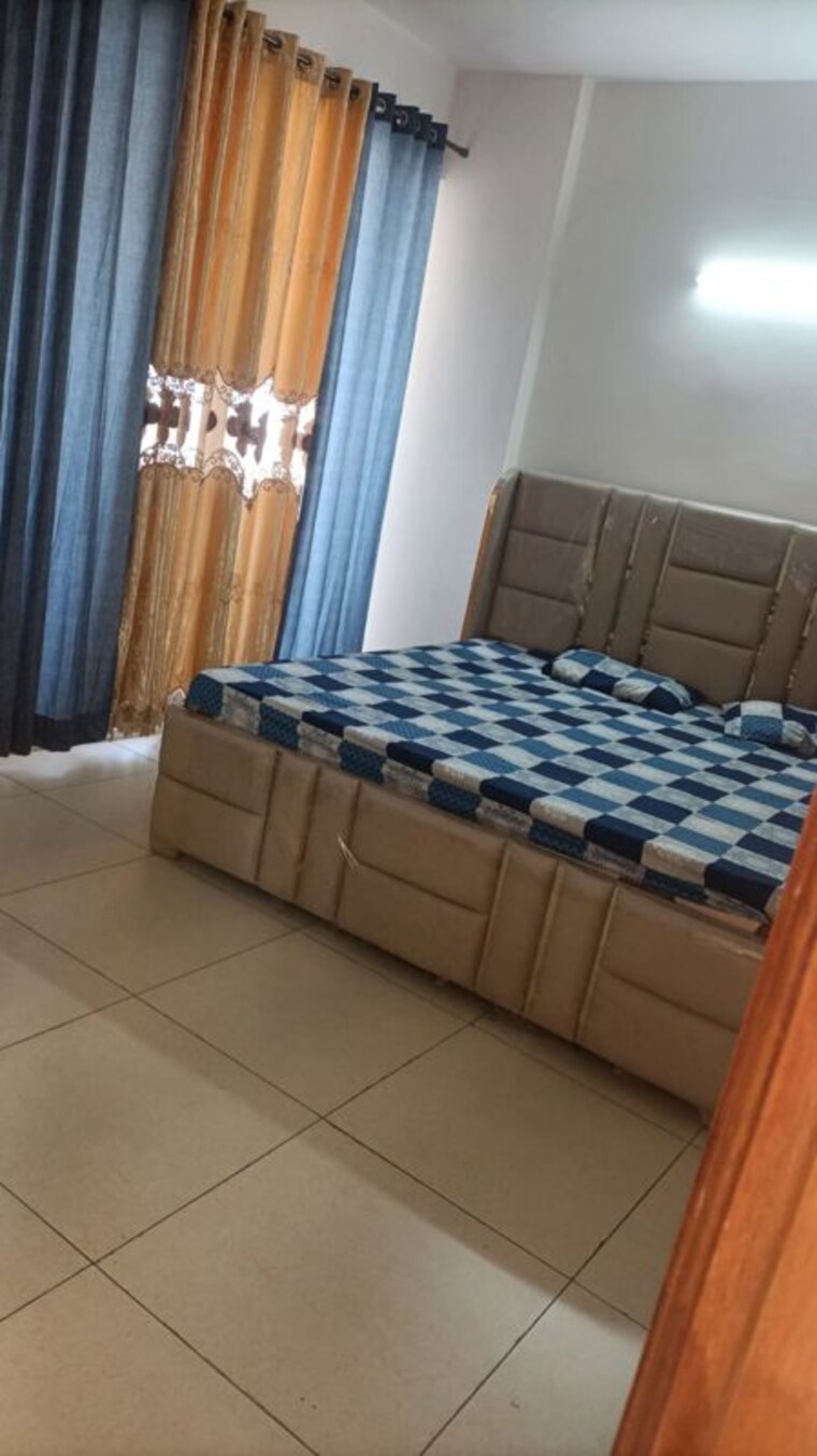 Bedroom, sushma-infinium 3 Bedroom 1650 Sq.Ft. Apartment In Ghazipur Zirakpur 10002780