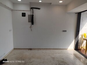 Living Room in 1.5 BHK Apartment at Imperial Heights Phase 2, Goregaon West – for Rent