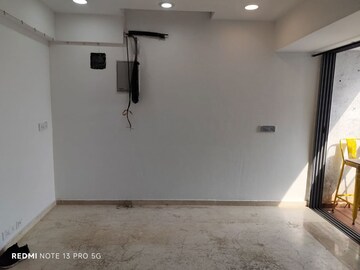 Living Room in 1.5 BHK Apartment at Imperial Heights Phase 2, Goregaon West – for Rent