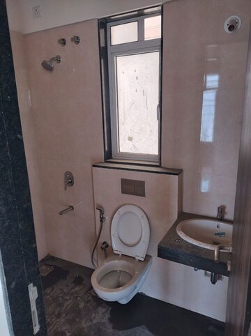 Bathroom in 1.5 BHK Apartment at Sheth Avante, Kanjurmarg West – for Rent