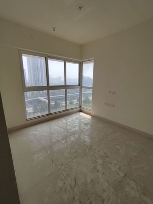 Room in 1.5 BHK Apartment at Sheth Avante, Kanjurmarg West – for Rent