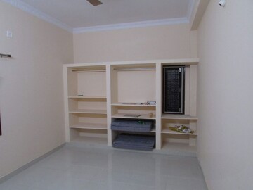 Room in 5 BHK Independent House at Alwal – for Sale