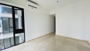 Room in 3 BHK Apartment at Lodha The Park, Worli – for Rent