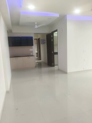 Room in 3 BHK Apartment at Adani Ten BKC, Bandra East – for Rent
