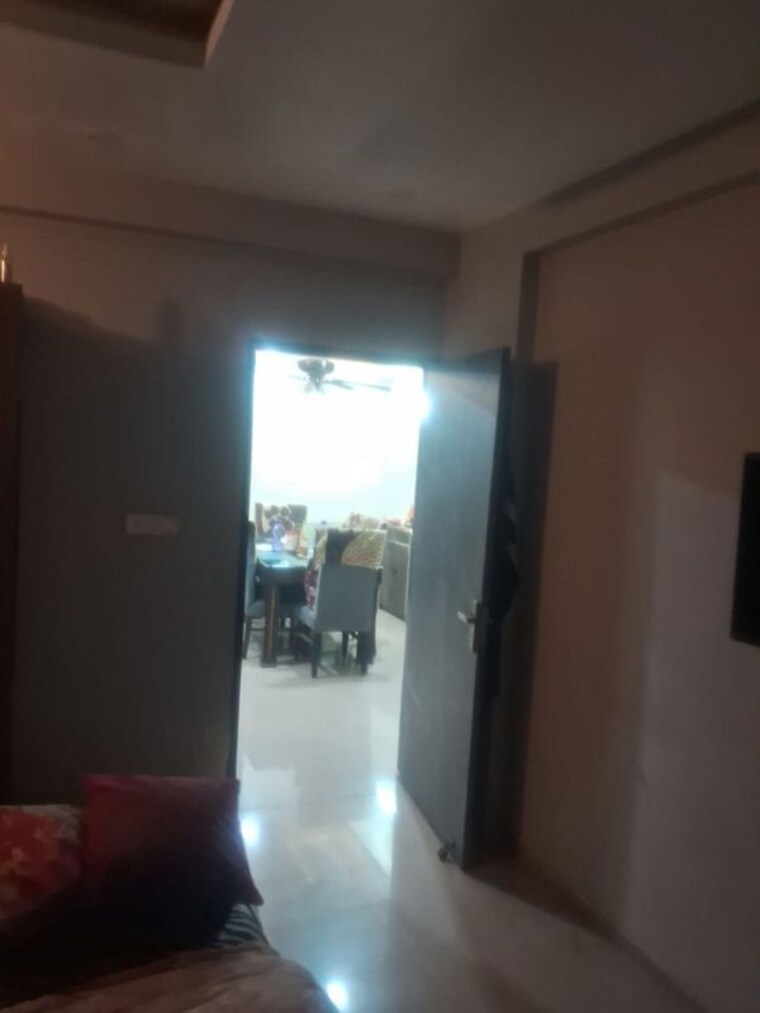 Room, nk-savitry-enclave 3 Bedroom 1690 Sq.Ft. Apartment In Vip Road Zirakpur 10002819