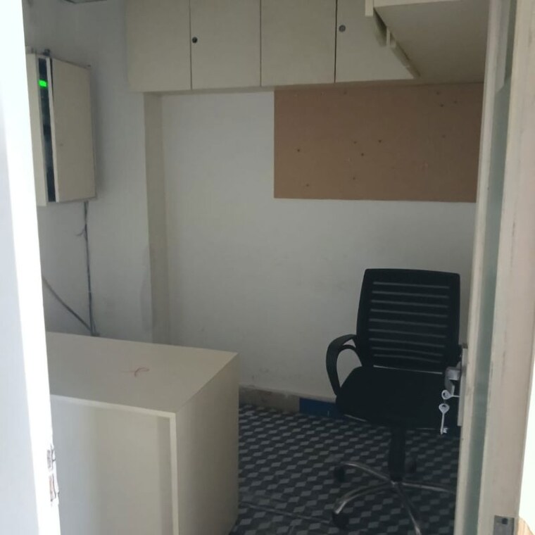 Bathroom, connaught place Commercial Office Space 1004 Sq.Ft. In Connaught Place Delhi 10002847