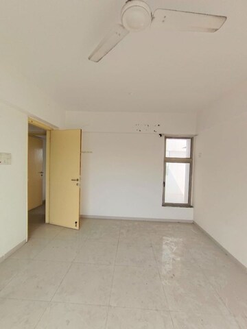 Room in 2 BHK Apartment at Mahindra Royale, Pimpri – for Sale