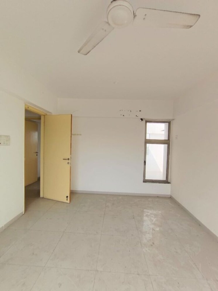 Room, mahindra-royale 2 Bedroom 1100 Sq.Ft. Apartment In Pimpri Pune 9977472