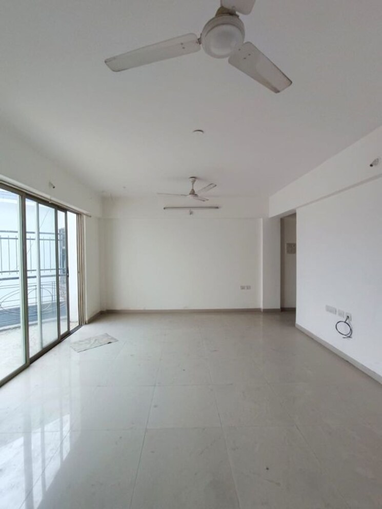 Room, mahindra-royale 2 Bedroom 1100 Sq.Ft. Apartment In Pimpri Pune 9977472