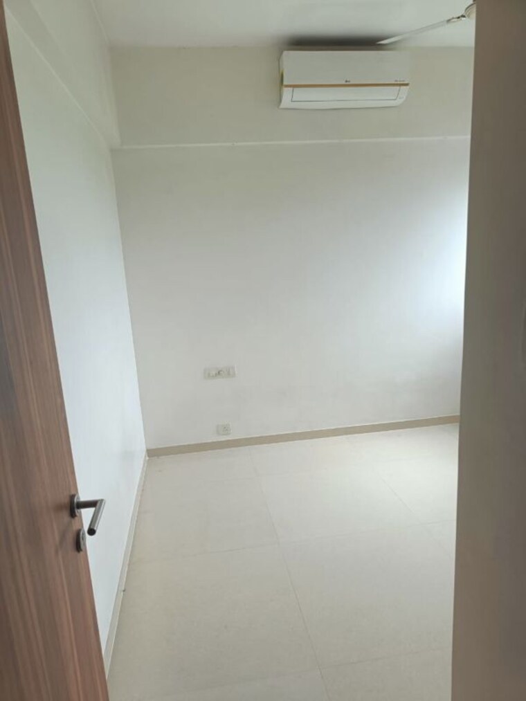 Room, sheth-zuri 2 Bedroom 654 Sq.Ft. Apartment In Laxmi Nagar Thane 10002878