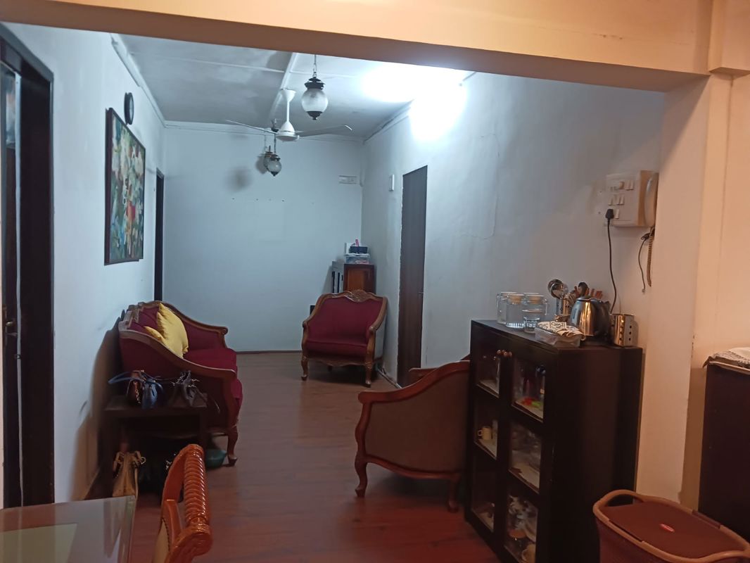 5 BHK Apartment For Sale in Vaibhav Apartments