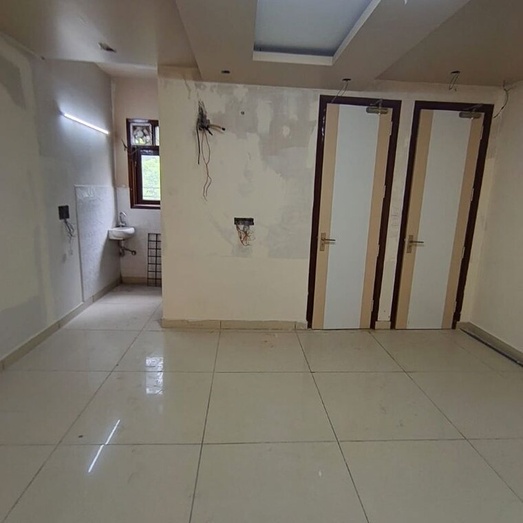 Washroom, lajpat nagar ii Commercial Office Space 900 Sq.Ft. In Lajpat Nagar ii Delhi 10002959