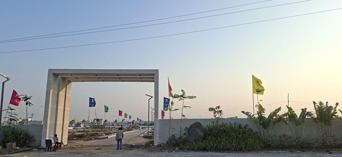 Plot For Sale in SR Serenity Heights