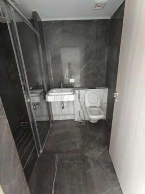 Bathroom in 4 BHK Apartment at Rustomjee Crown, Prabhadevi – for Rent