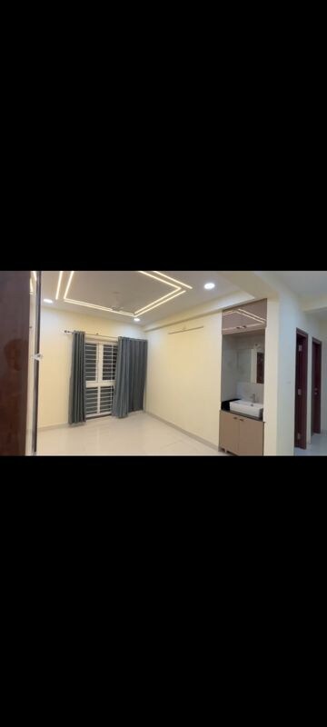 Room in 3 BHK Apartment at GHR Titania, Kondapur – for Rent