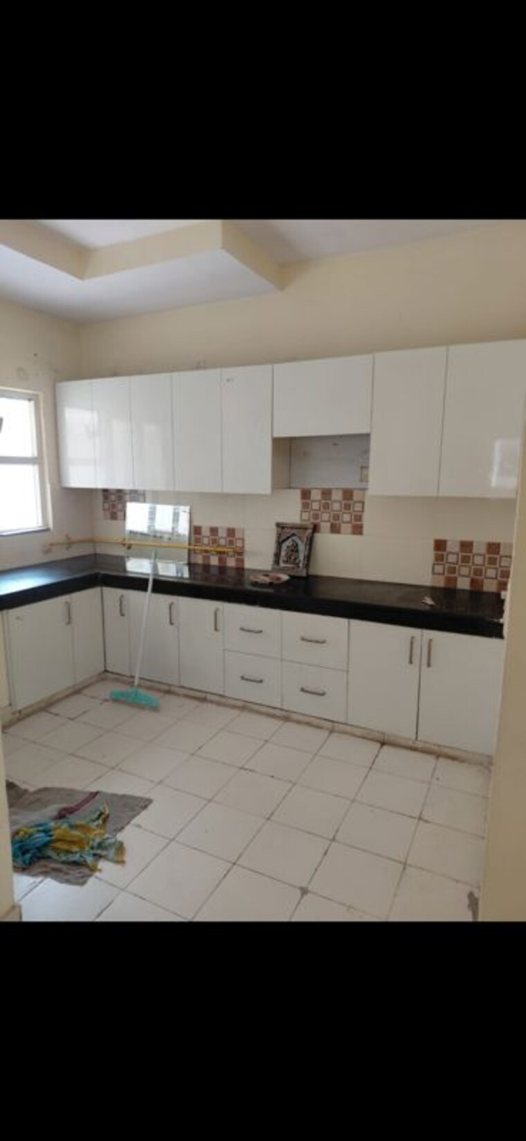 Kitchen, siddharth vihar 3 Bedroom 1800 Sq.Ft. Apartment In Siddharth Vihar Ghaziabad 10003001