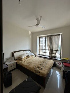 2 BHK + Pooja Room Apartment For Rent in Oberoi Realty Woods